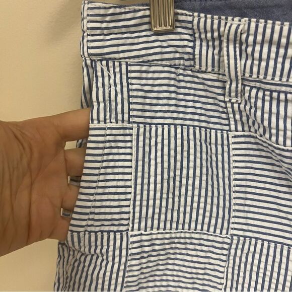 L.L. Bean Blue and White Striped Women's Shorts - Picture 2 of 6
